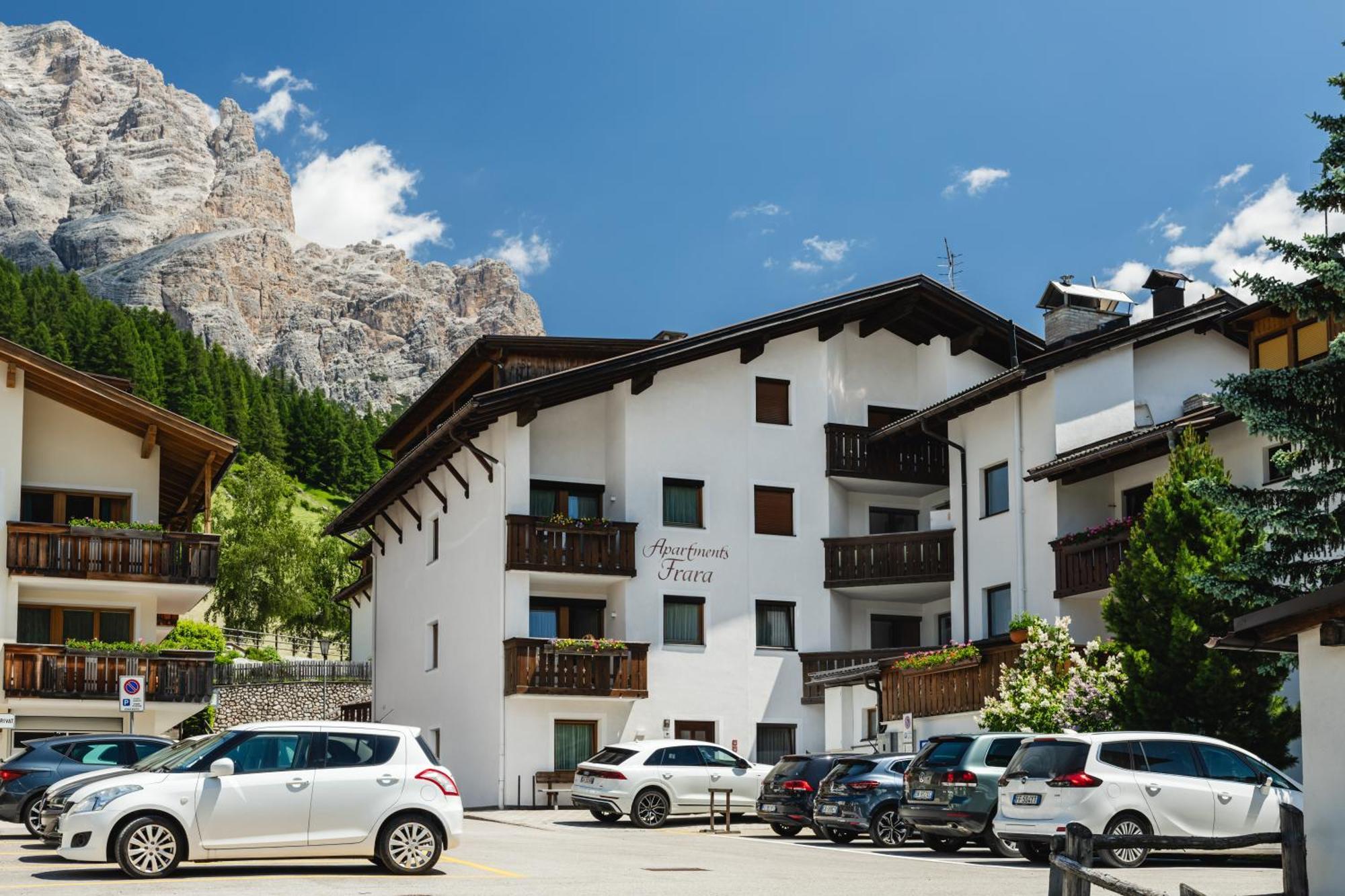 Frara Residence Apartments San Cassiano  Exterior photo