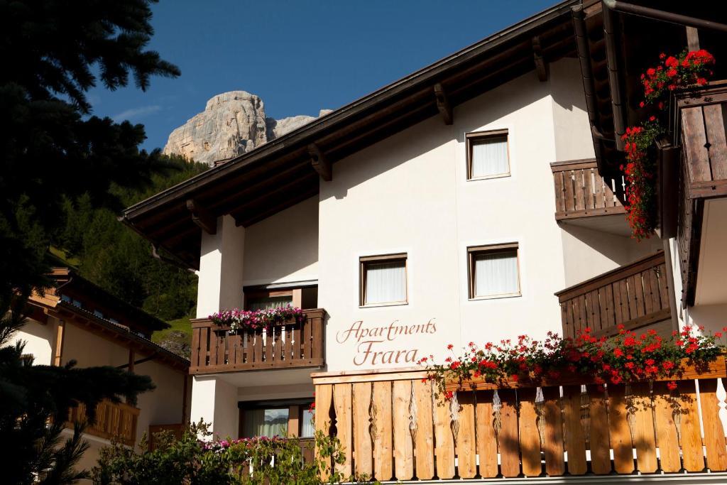 Frara Residence Apartments San Cassiano  Exterior photo